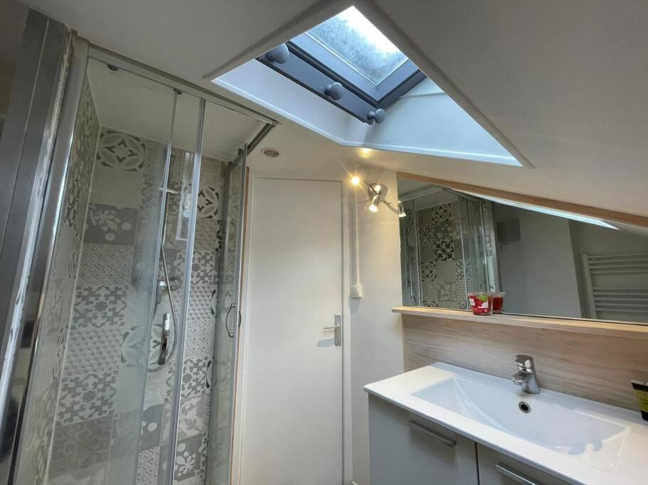 Apartament Le Cinq Sens, Studio Proche De La Gare Pontoise Zewnętrze zdjęcie